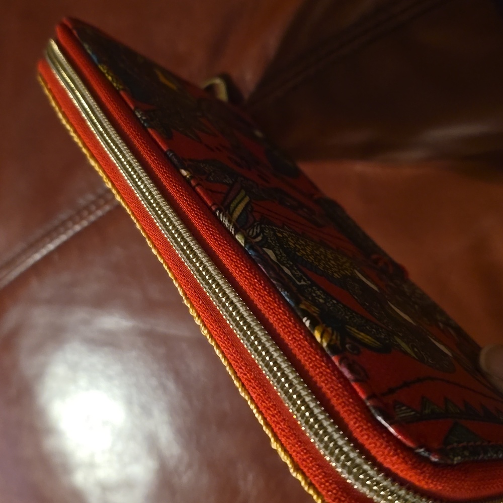 Sakroots Multicolor Floral Women's Wallet - Picture 3 of 5